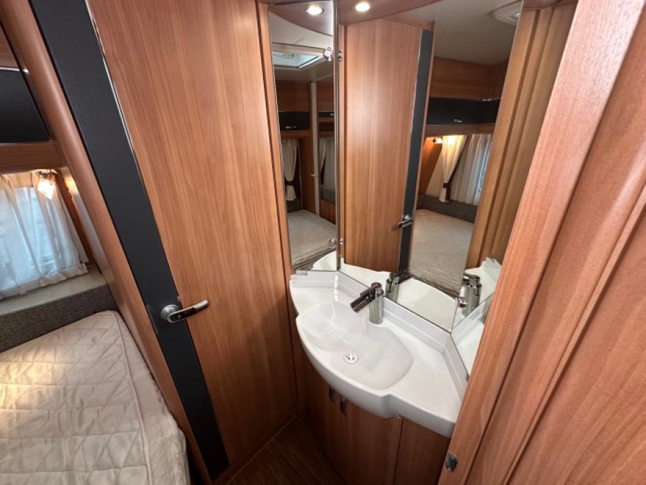 Hobby De Luxe 400 SFE