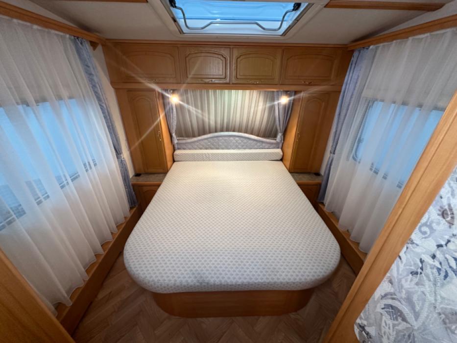 LMC Lord Ambassador 560
