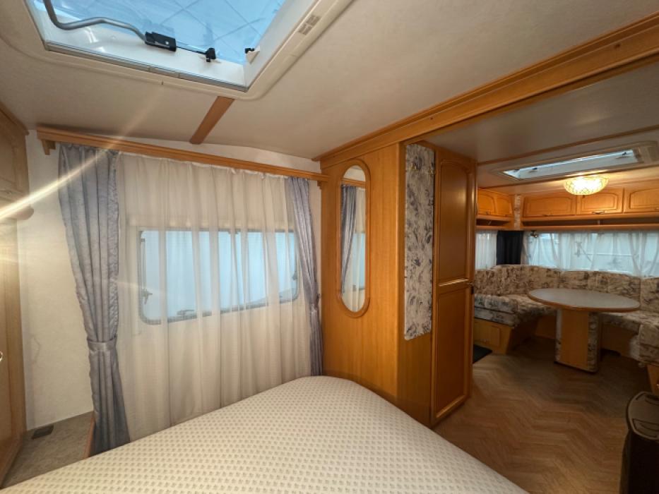 LMC Lord Ambassador 560