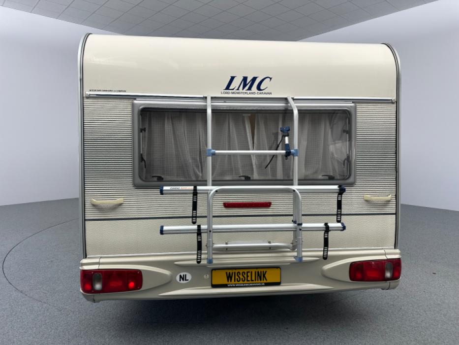 LMC Lord Ambassador 560