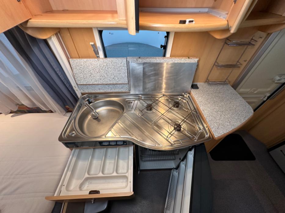 Dethleffs Camper 440 DB
