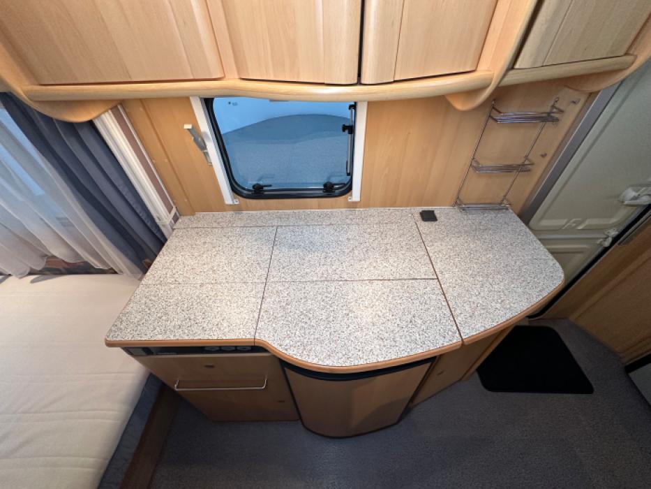 Dethleffs Camper 440 DB