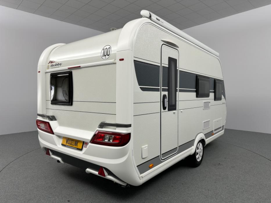 Hobby De Luxe 440 SF