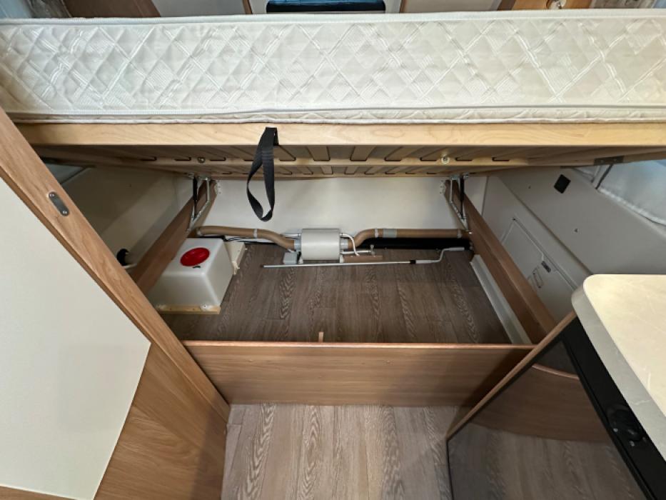 Hobby De Luxe 440 SF