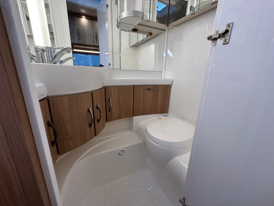 Hobby De Luxe 440 SF