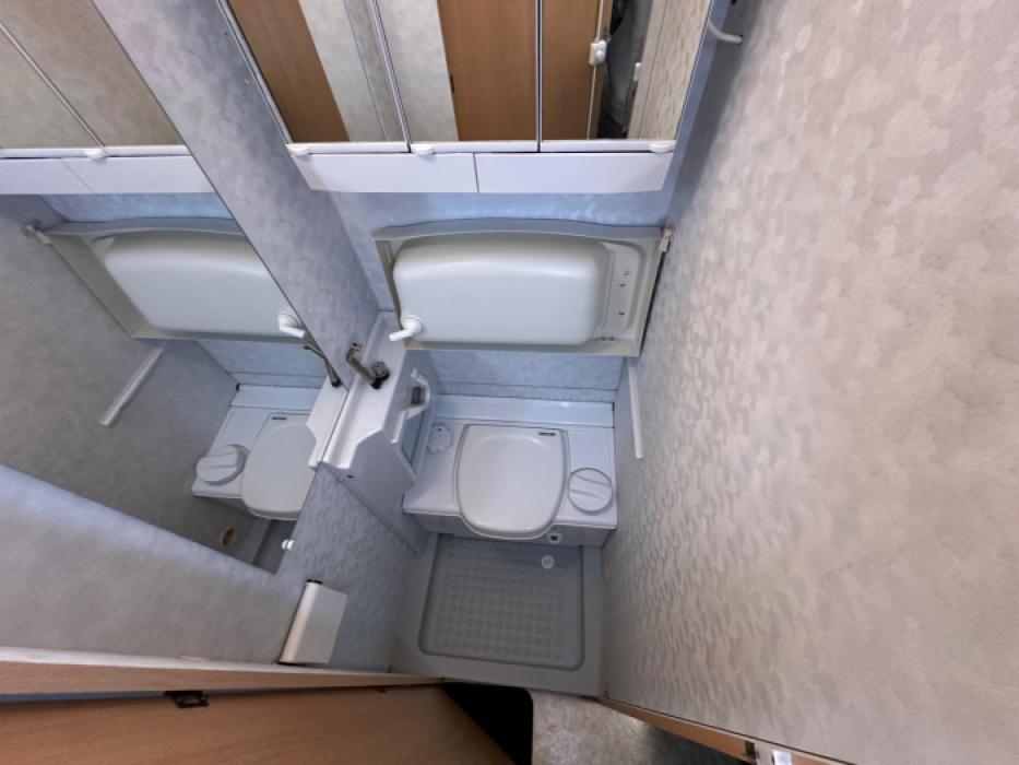 Adria Unica 390 PS