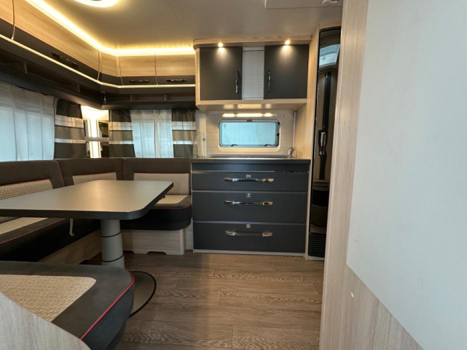 Hobby De Luxe Edition 460 UFe