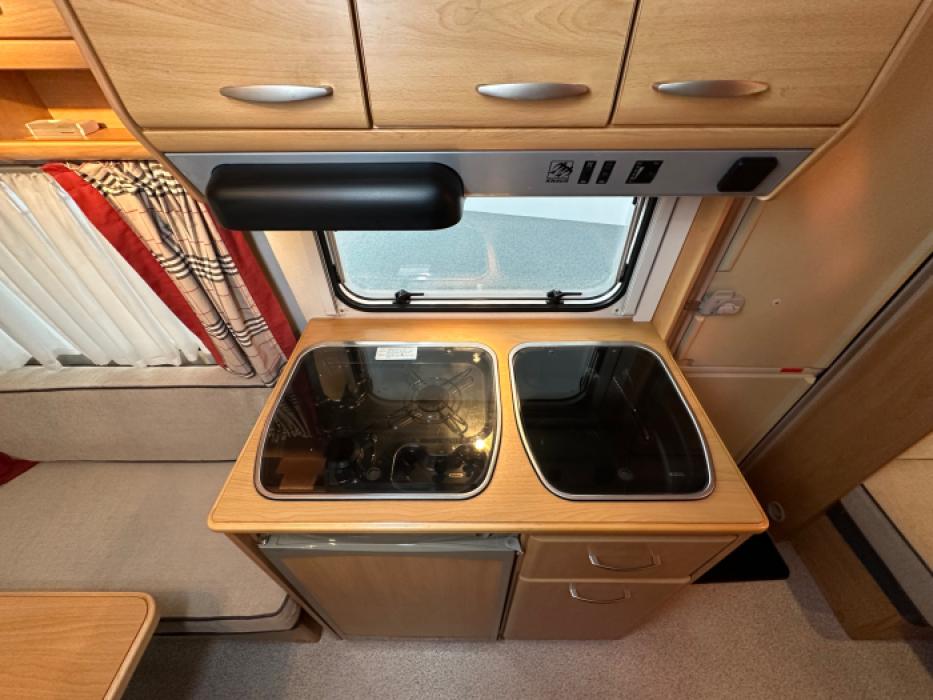 Knaus Südwind 400 TK