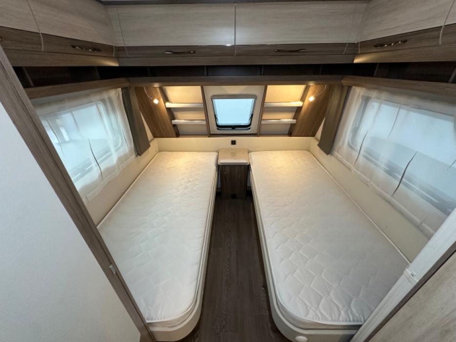 Hobby De Luxe 495 UL