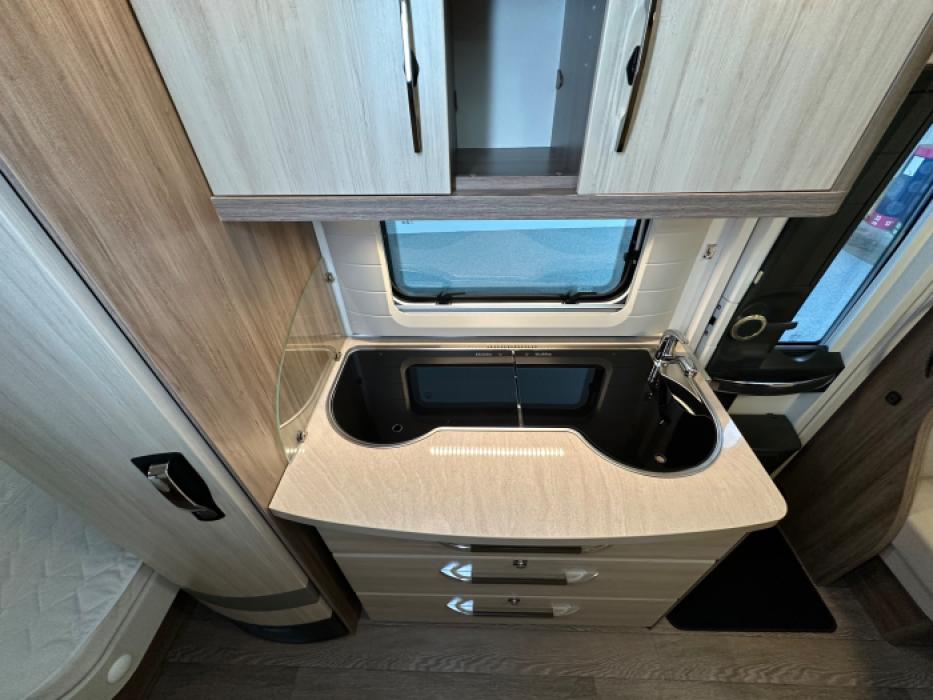 Hobby De Luxe 495 UL