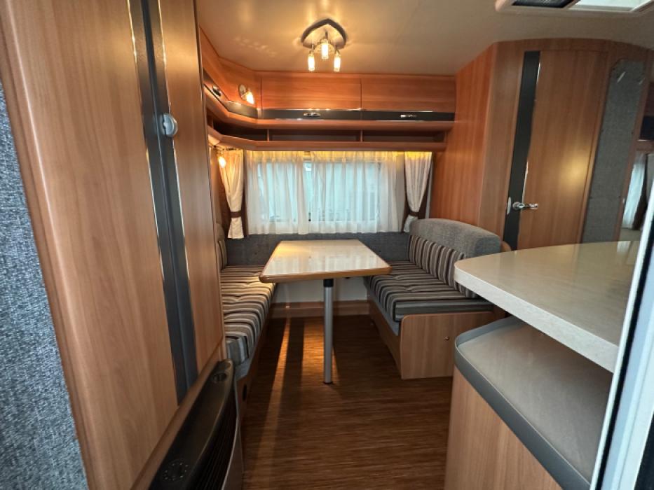 Hobby De Luxe 440 SF