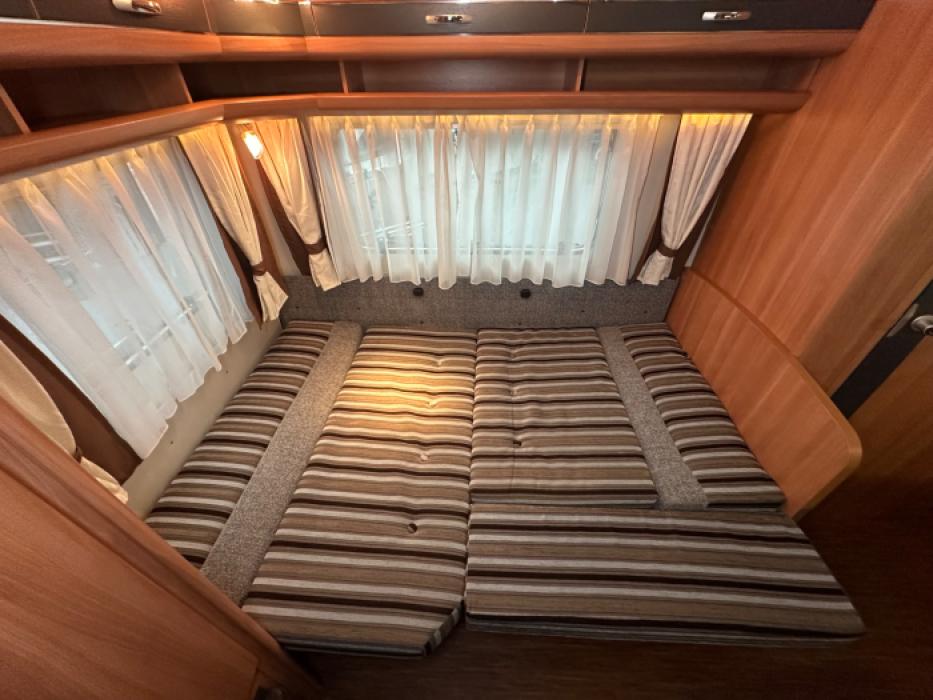 Hobby De Luxe 440 SF
