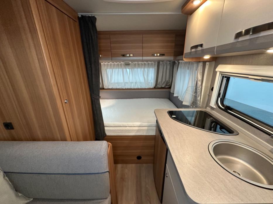 Weinsberg 390 QD CaraOne EDITION (HOT)