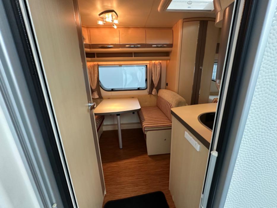 Hobby La Vita 400 SF