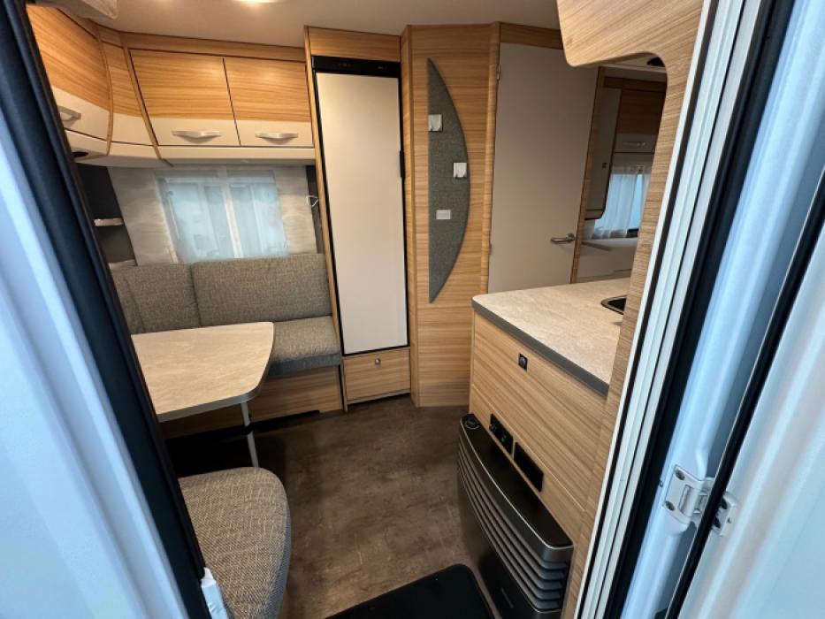 Dethleffs Camper 460 EL