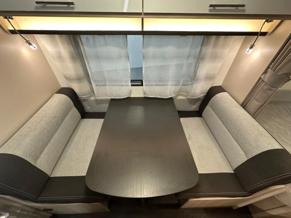 Caravelair Antares Style 476 Family