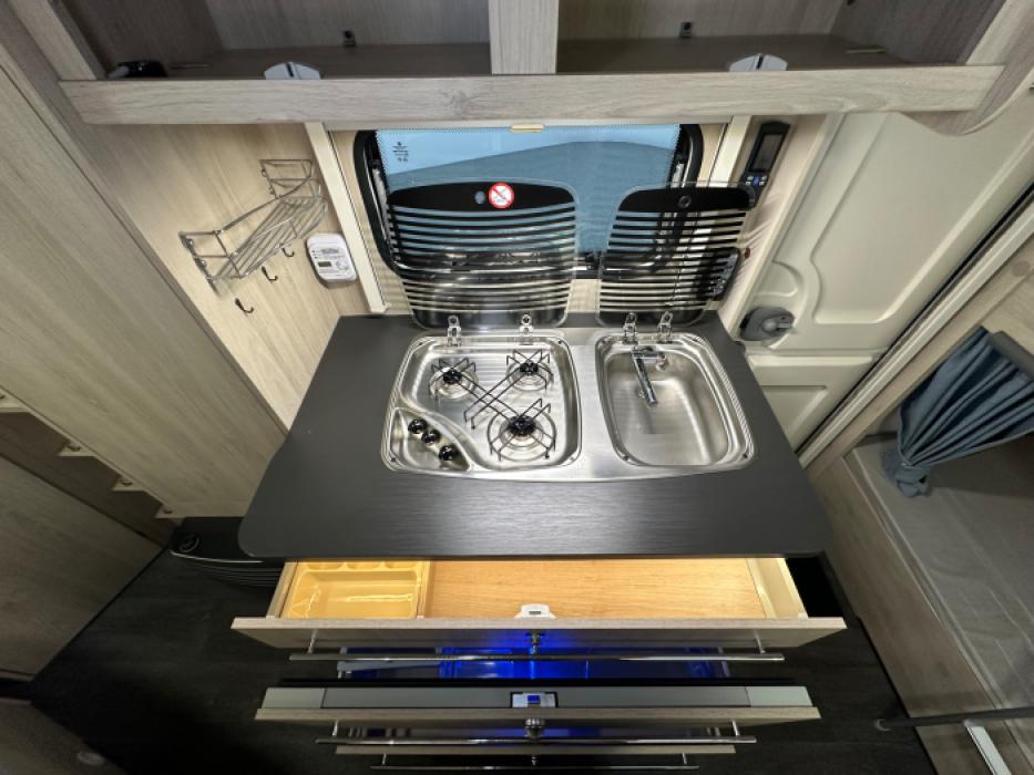 Caravelair Antares Style 476 Family