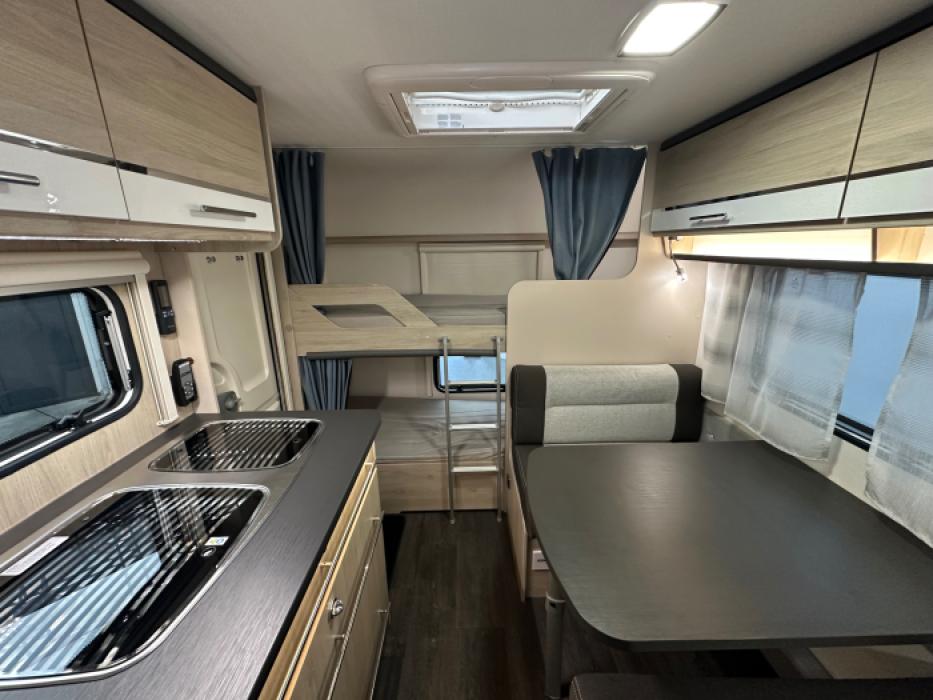 Caravelair Antares Style 476 Family
