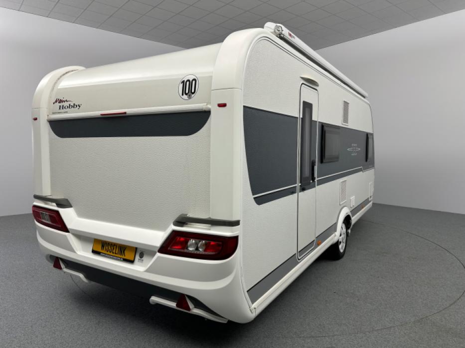 Hobby De Luxe 560 KMFe