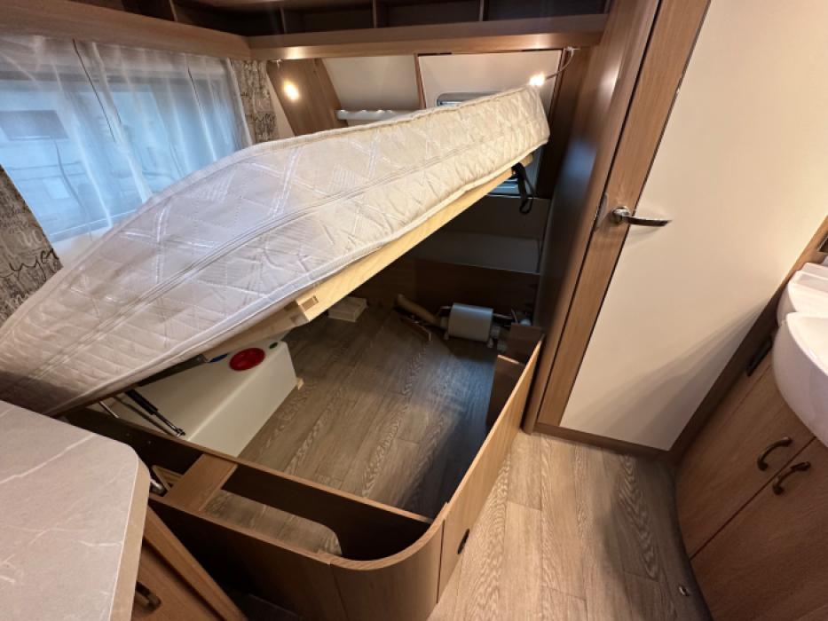 Hobby De Luxe 560 KMFe