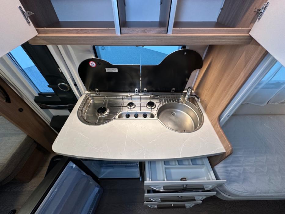 Hobby De Luxe 460 LU