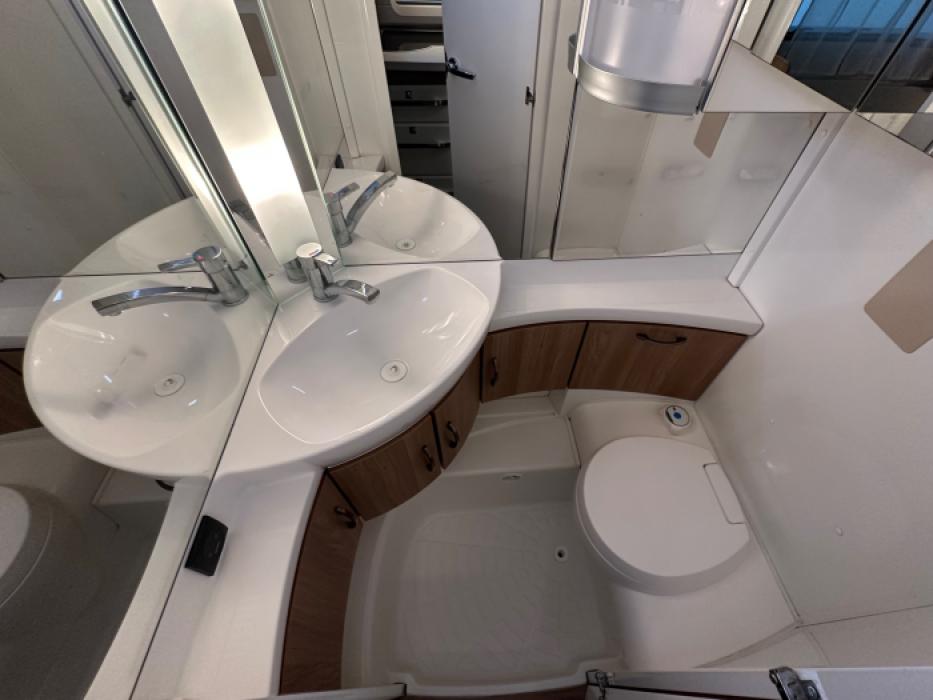 Hobby De Luxe 460 LU