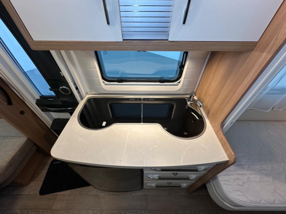 Hobby De Luxe 460 LU