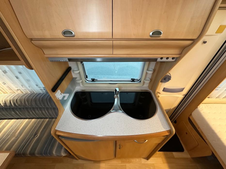 Hobby De Luxe Easy 450 UB