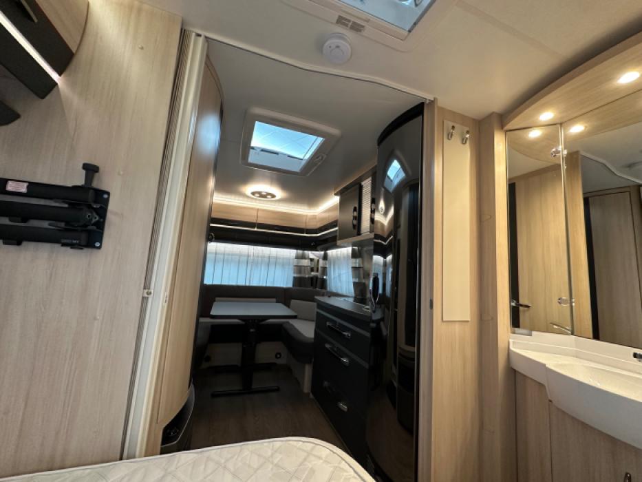 Hobby De Luxe Edition 460 Ufe