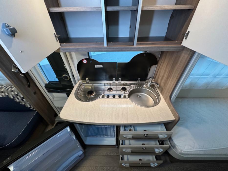 Hobby De Luxe 460 LU