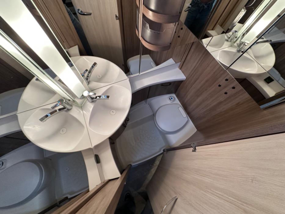 Hobby De Luxe 460 LU