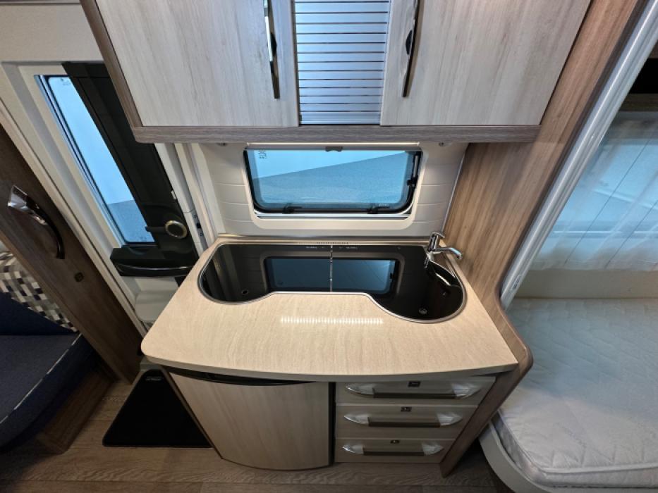 Hobby De Luxe 460 LU