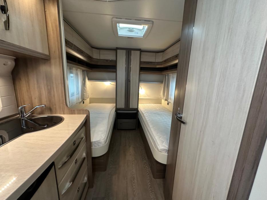 Hobby De Luxe 460 LU