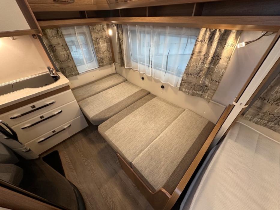 Hobby de Luxe 400 SFE