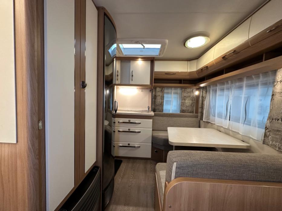 Hobby de Luxe 400 SFE