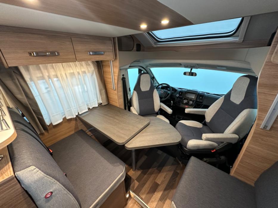Weinsberg CaraSuite 700 MEG