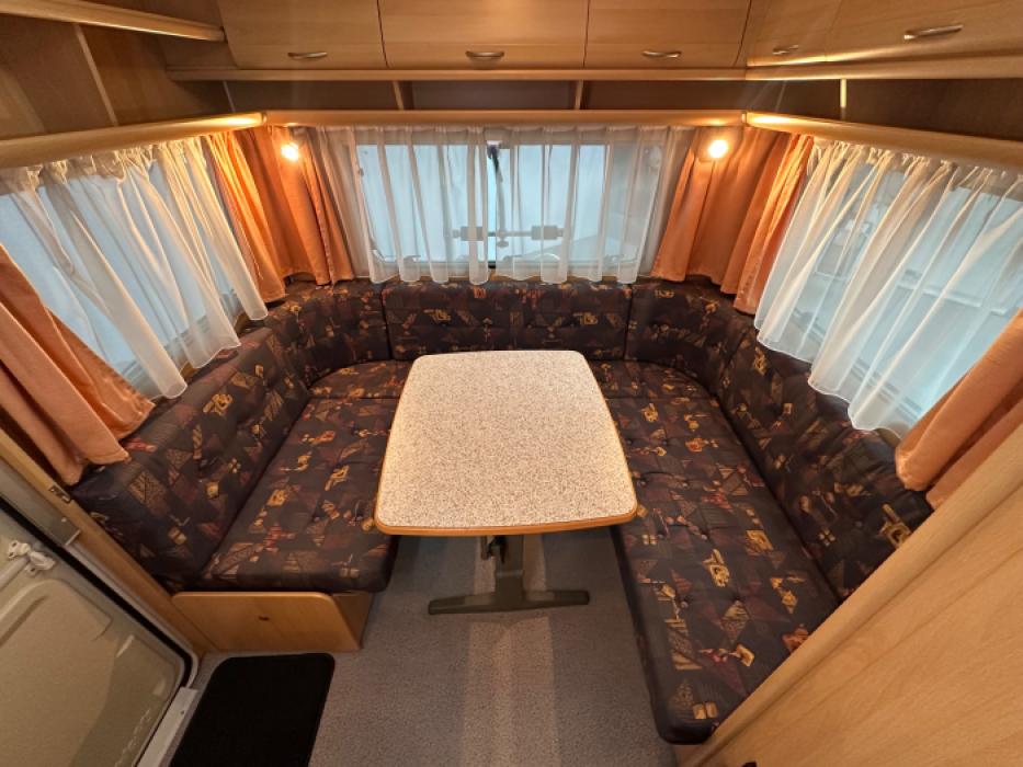 Dethleffs Camper 460 DB