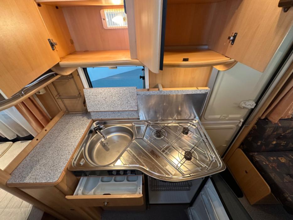 Dethleffs Camper 460 DB