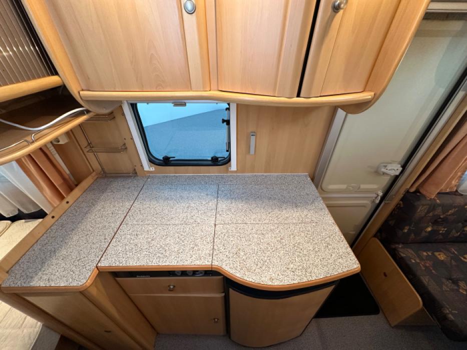 Dethleffs Camper 460 DB