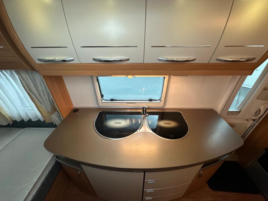 Hobby De Luxe 440 SF