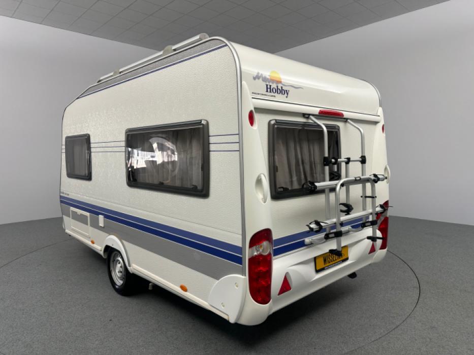 Hobby De Luxe 400 SF