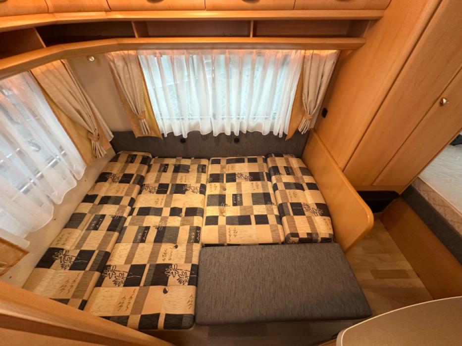 Hobby De Luxe 400 SF