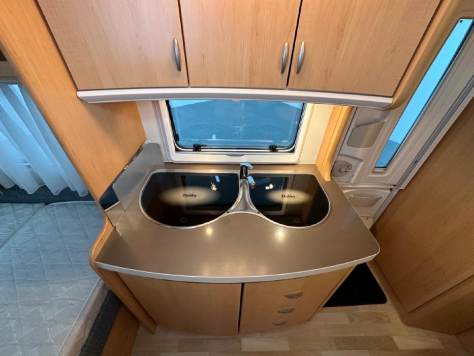 Hobby De Luxe 400 SF
