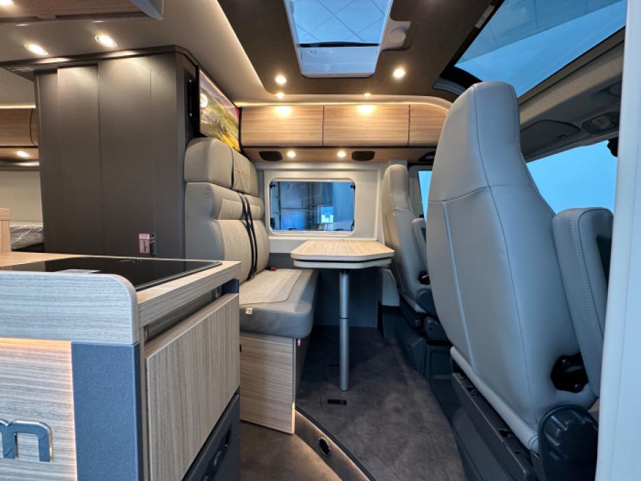 Malibu Van Diversity 640 LE K Charming GT Skyview