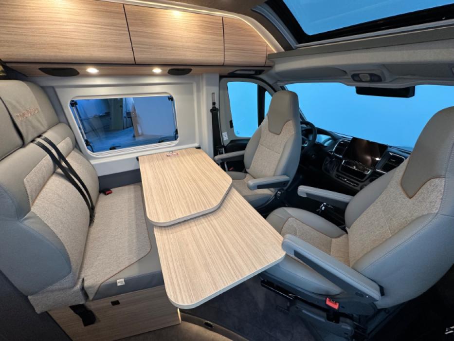 Malibu Van Diversity 640 LE K Charming GT Skyview