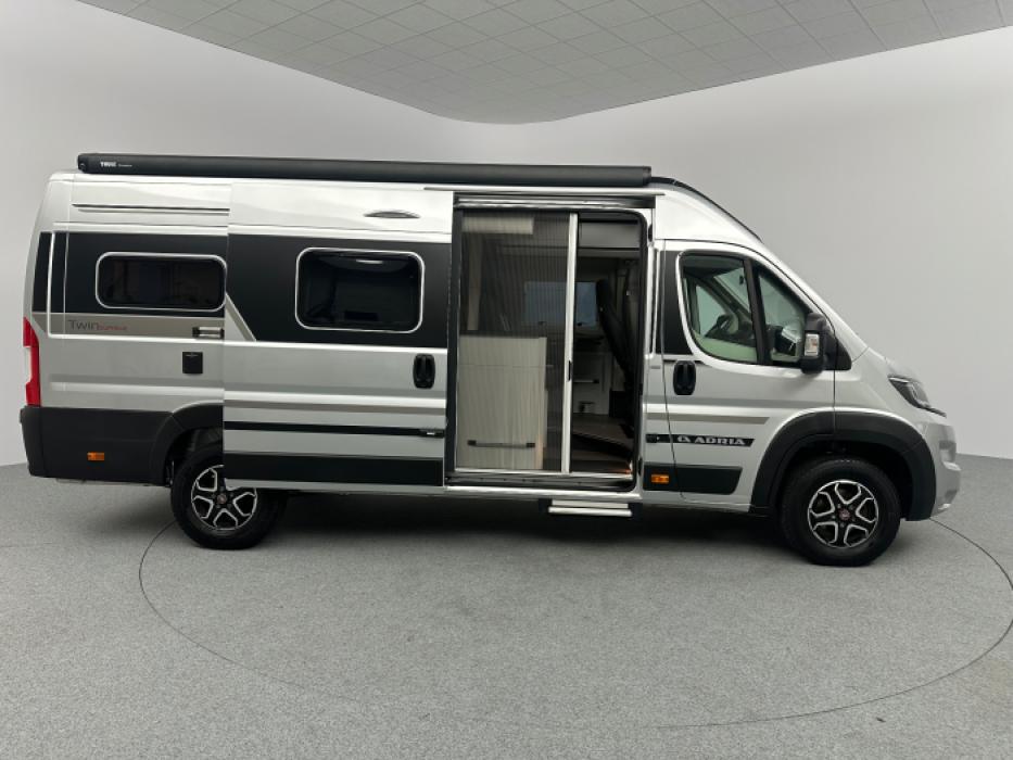 Adria Twin Supreme 640 SGX