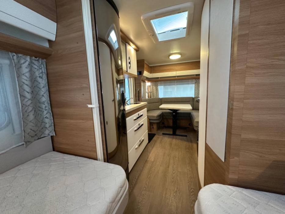Hobby De Luxe 495 UL