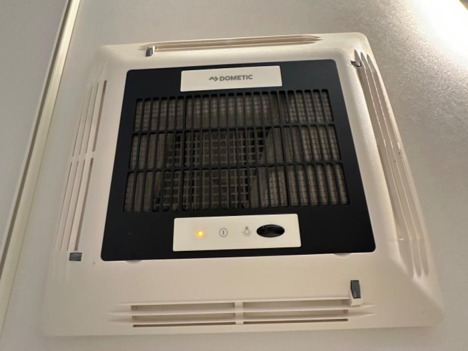 Hobby De Luxe 460 SFF