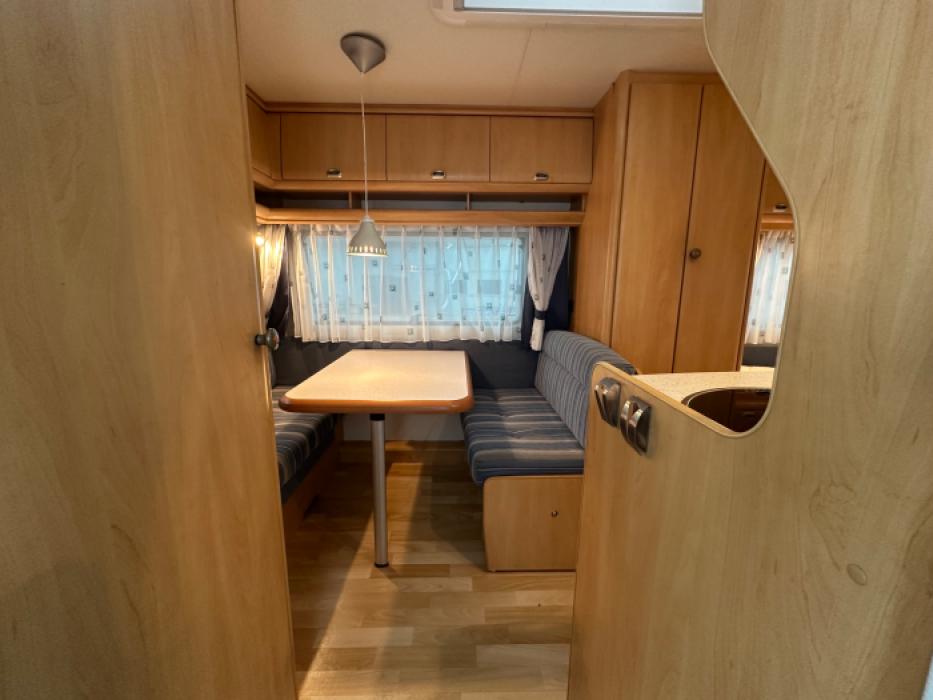 Hobby De Luxe Easy 400 SF