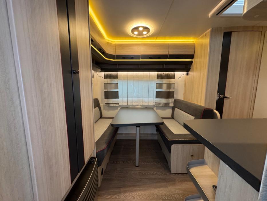 Hobby De Luxe Edition 440 SF